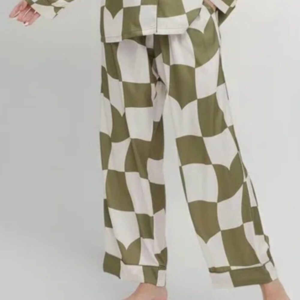 Checkered Wide-leg Satin Lounge Pants | Size Large